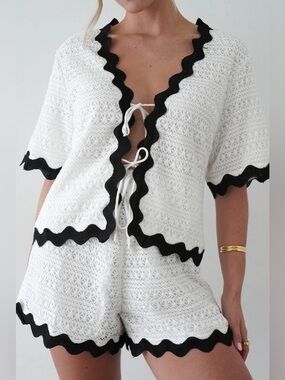 White Crochet Scallop-Trim Women's Shorts